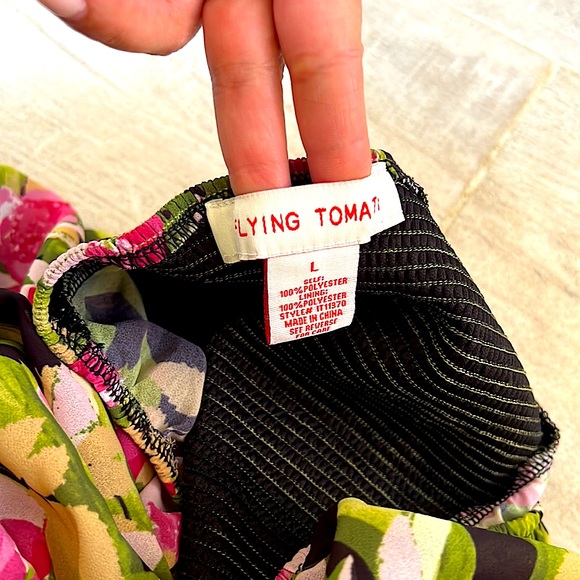 NWOT Flying Tomato Floral Print Blouse - Picture 7 of 8